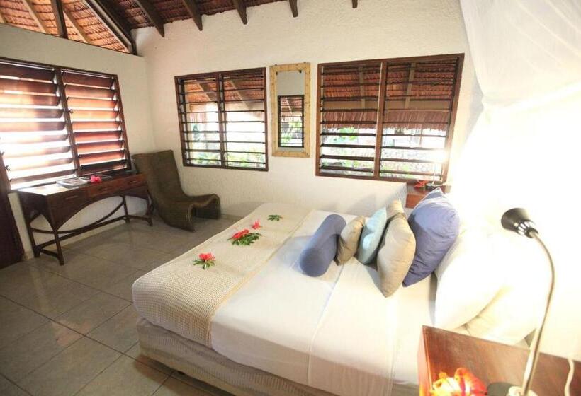بانگلوی استاندارد با چشم‌انداز دریا, Breakas Beach Resort