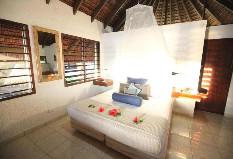 بانگلوی استاندارد با چشم‌انداز دریا, Breakas Beach Resort