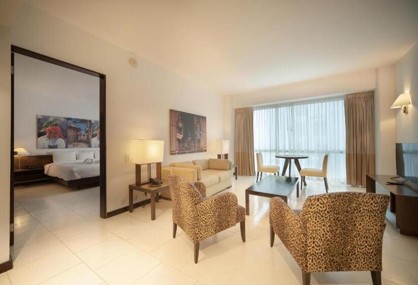 סוויטת ג'וניור מיטת קינג, Decapolis Hotel Panama City