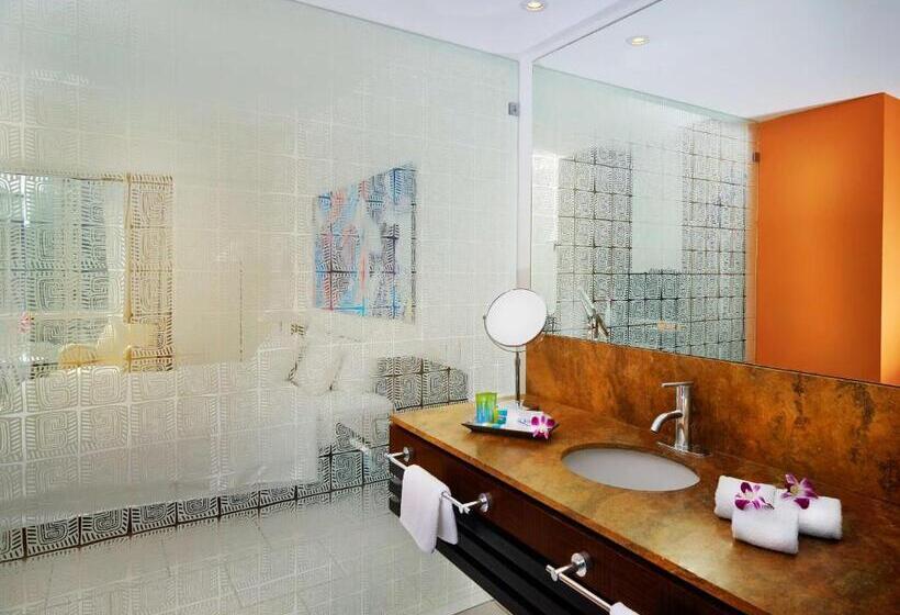 חדר דחוקס עם מיטת קינג, Decapolis Hotel Panama City