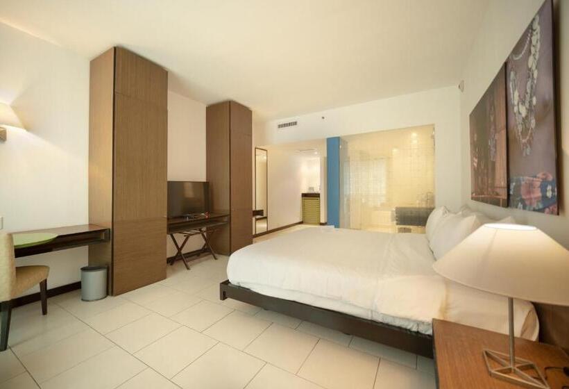 Quarto Deluxe Cama King, Decapolis  Panama City