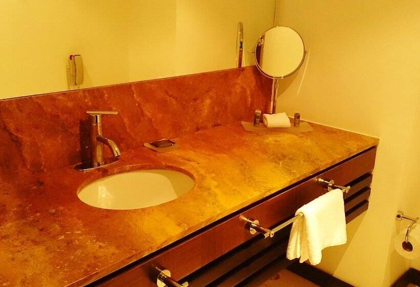 חדר דלוקס נוף לים, Decapolis Hotel Panama City