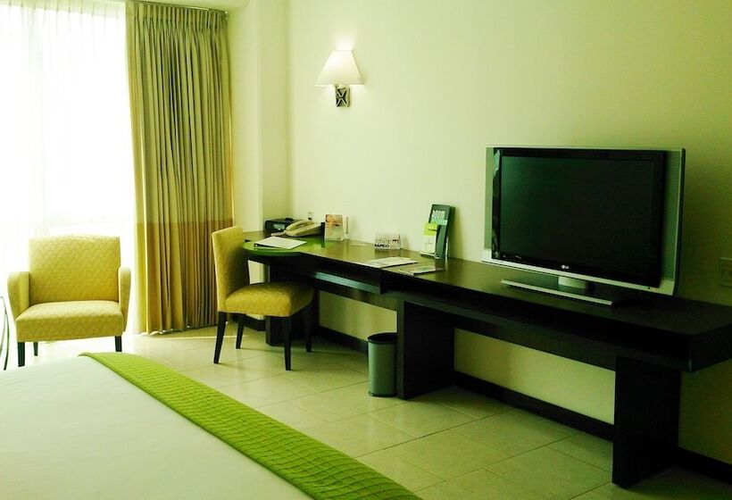 חדר דלוקס נוף לים, Decapolis Hotel Panama City