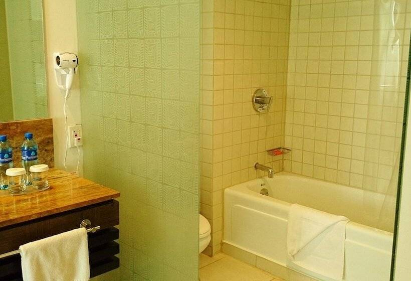 חדר דלוקס, Decapolis Hotel Panama City