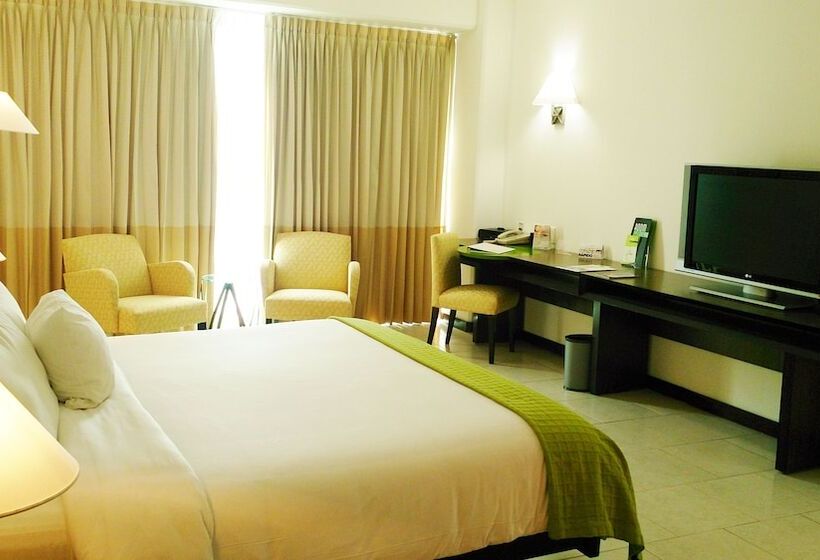 חדר דלוקס, Decapolis Hotel Panama City