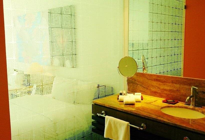 חדר דלוקס, Decapolis Hotel Panama City