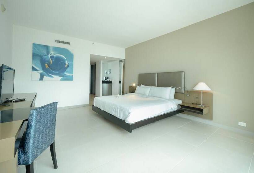 חדר אקזקיוטיב נוף לים, Decapolis Hotel Panama City