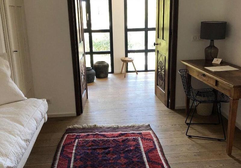 سوییت جونیور, Grand Hôtel De Cala Rossa & Spa Nucca