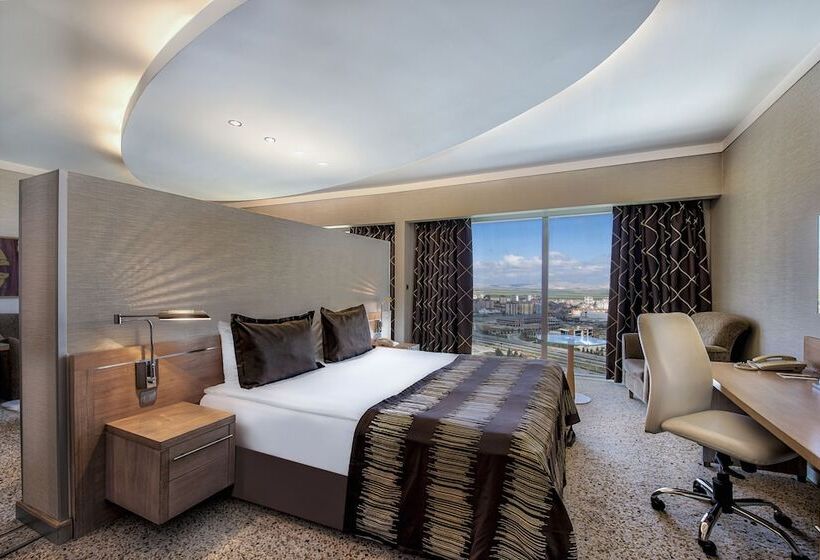 سوییت, Grand Hotel Konya