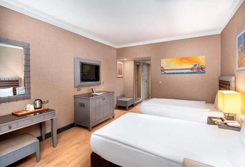 اتاق استاندارد, Grand Hotel Konya