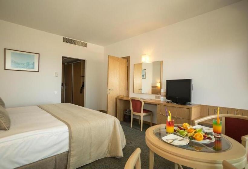 اتاق استاندارد با چشم‌انداز دریا, Grand Hotel Ontur Cesme