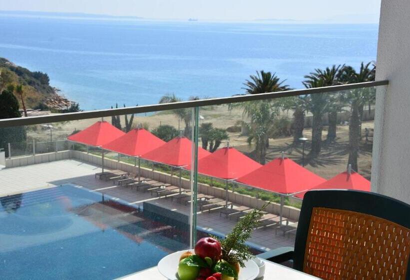 اتاق استاندارد با چشم‌انداز دریا, Grand Hotel Ontur Cesme