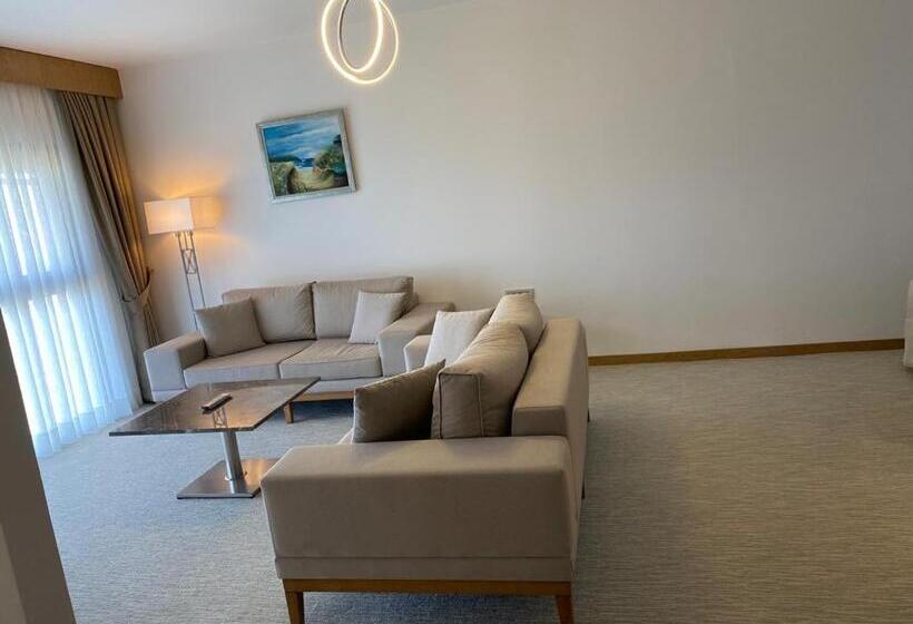 سوییت اجرایی, Grand Hotel Ontur Cesme