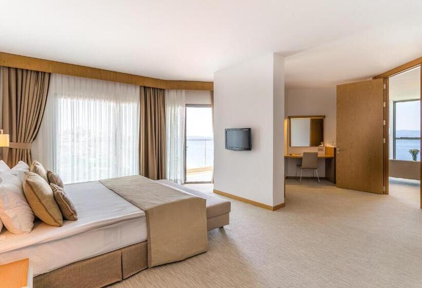 سوئیت با تخت بزرگ, Grand Hotel Ontur Cesme
