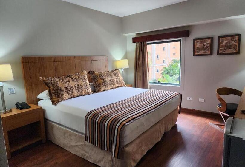اتاق لوکس, Gh Guaparo Inn