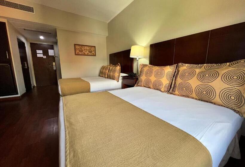 اتاق لوکس, Gh Guaparo Inn