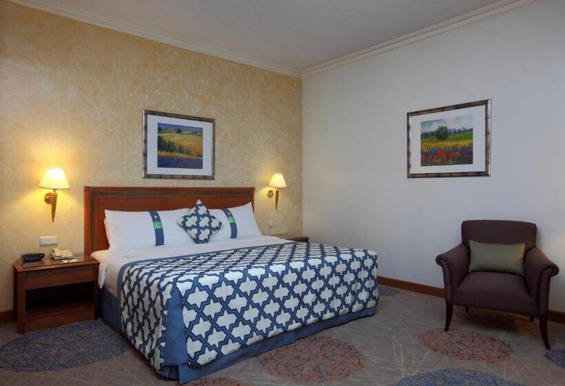 سوئیت با تخت بزرگ, Holiday Inn Al Khobar, An Ihg