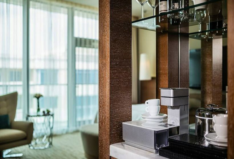 اتاق لوکس با چشم‌انداز دریا, Jw Marriott Absheron Baku