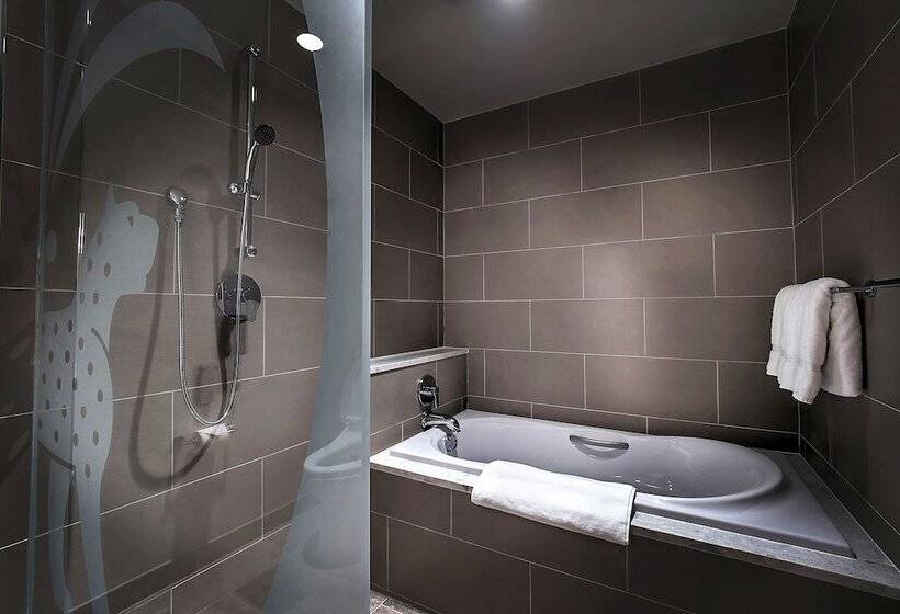 اتاق لوکس, Leopalace Resort Guam