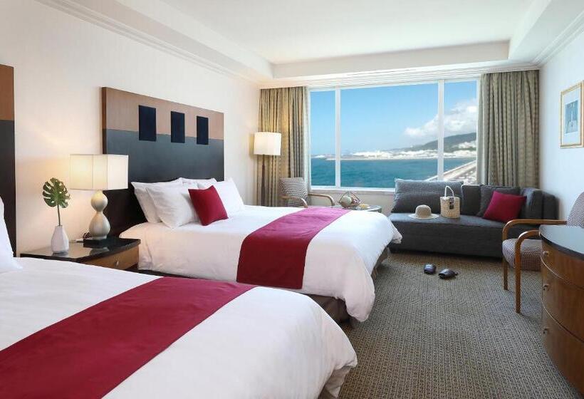Семейный Номер, Ramada Plaza By Wyndham Jeju Ocean Front