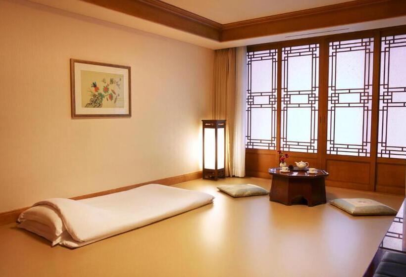 Номер Стандарт Вид на Море, Ramada Plaza By Wyndham Jeju Ocean Front