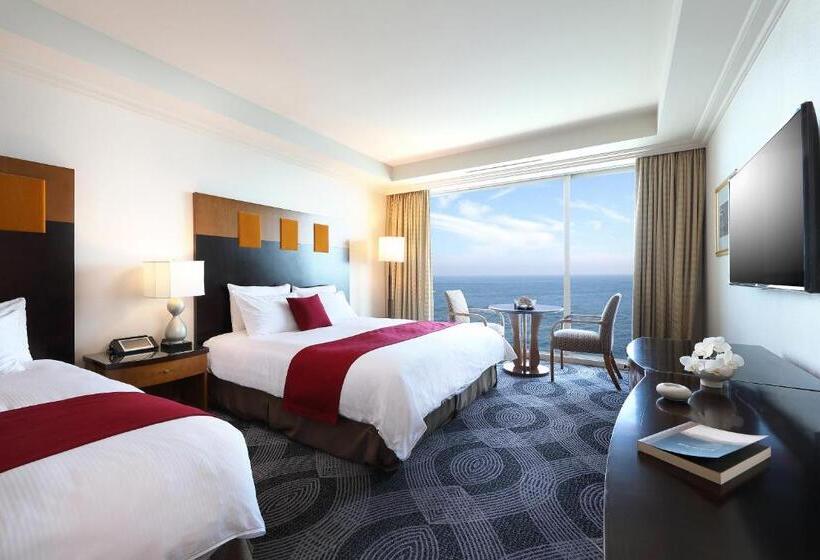 Номер Deluxe Вид на Море, Ramada Plaza By Wyndham Jeju Ocean Front