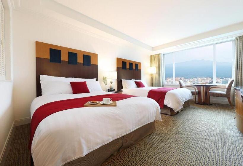 Family Suite, Ramada Plaza By Wyndham Jeju Ocean Front
