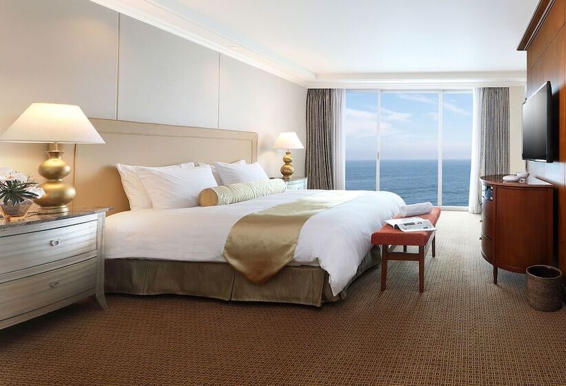 Номер Стандарт Двуспальная Кровать, Ramada Plaza By Wyndham Jeju Ocean Front