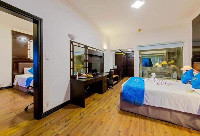 اتاق خانوادگی تودرتو, River Beach Resort & Residences