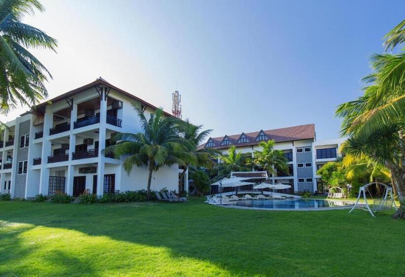 اتاق لوکس با چشم‌انداز باغ, River Beach Resort & Residences