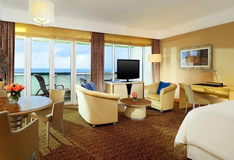 Suite Executive Vue Mer, Sheraton Club Des Pins Resort