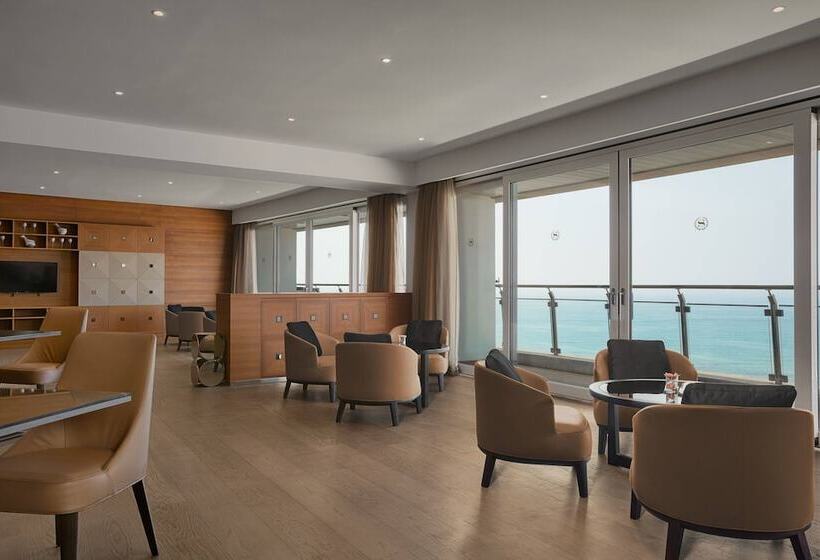 Suite Executive Vue Mer, Sheraton Club Des Pins Resort