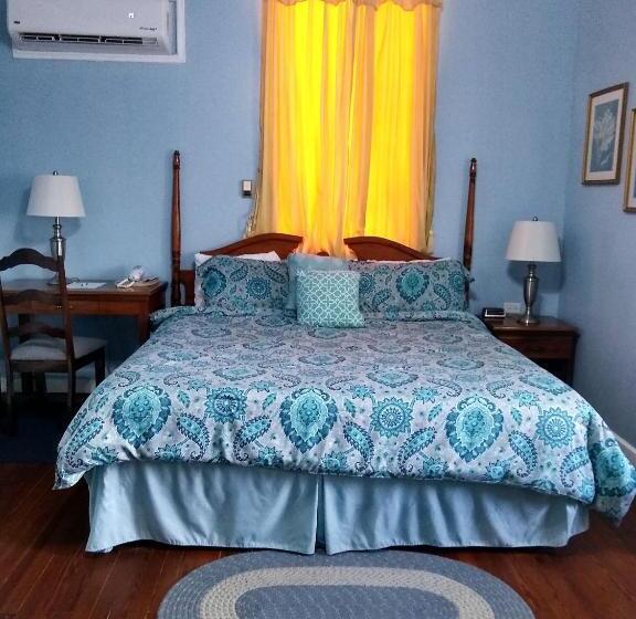 اتاق استاندارد با تخت بزرگ, The Great House Inn