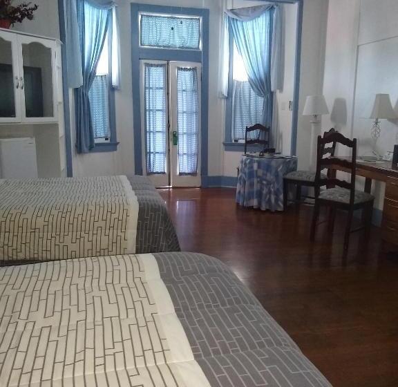 اتاق سوپریور, The Great House Inn