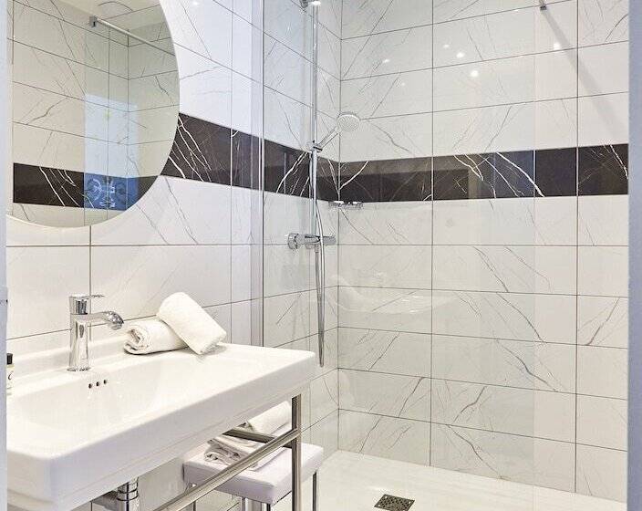 اتاق سوپریور, Hôtel Les Nations The Originals Boutique Vichy