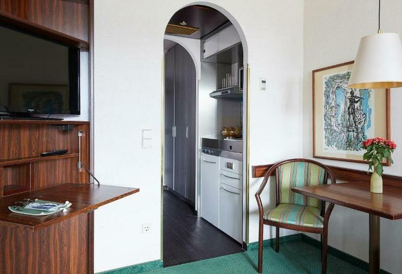 1 Bedroom Economy Apartment, Living  Kaiser Franz Joseph