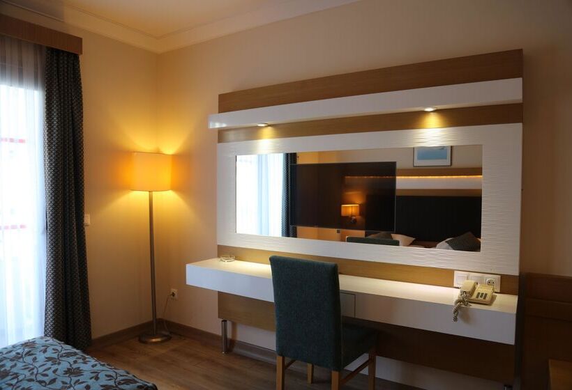 اتاق استاندارد سه نفره, Marbel Hotel By Palmwings