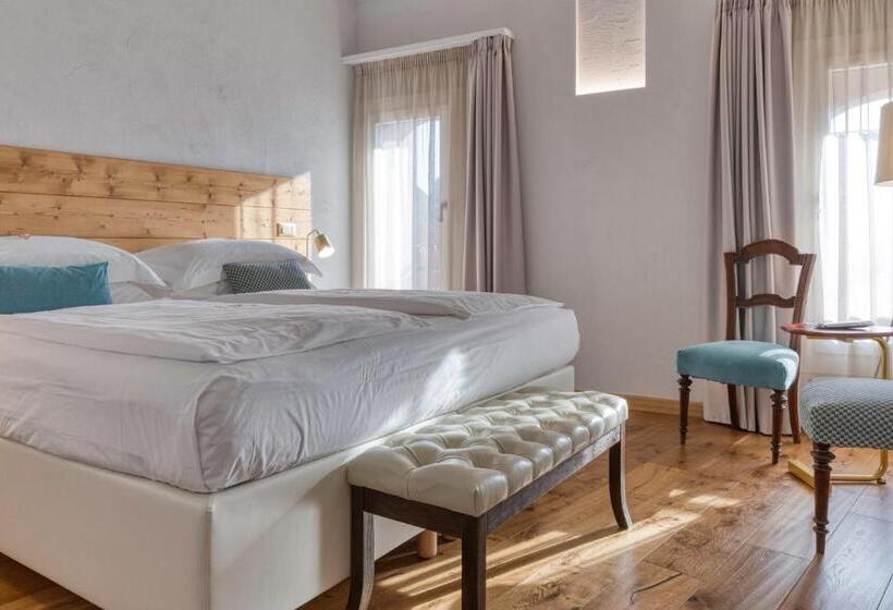 اتاق لوکس با بالکن, Corte Alma Spa And Luxury Home