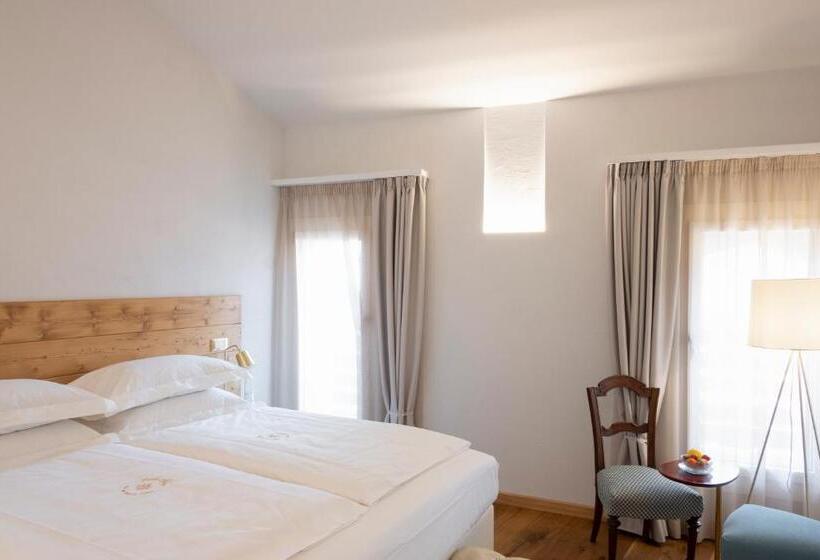 اتاق لوکس با بالکن, Corte Alma Spa And Luxury Home