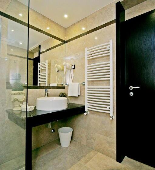 اتاق سوپریور سه تخته, Boutique Hotel Divina