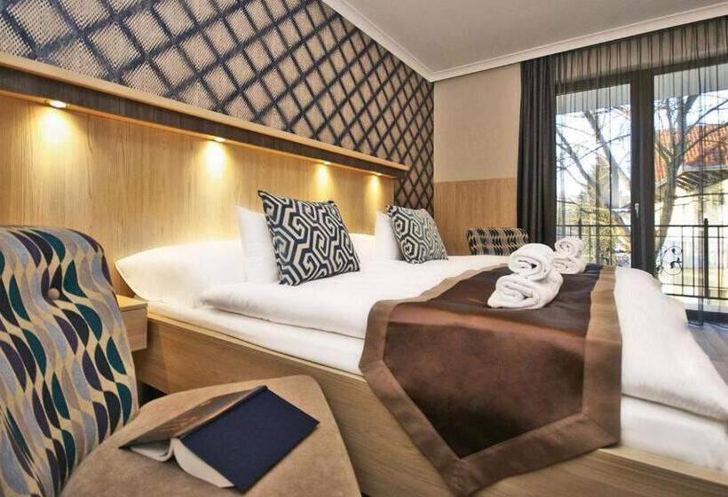 اتاق سوپریور سه تخته, Boutique Hotel Divina