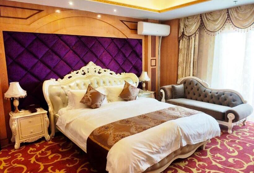 سوئیت پرزیدنت, Golden Peacock Hotel Blantyre