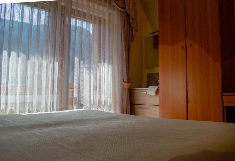 Standard room with outdoor bath, Serena