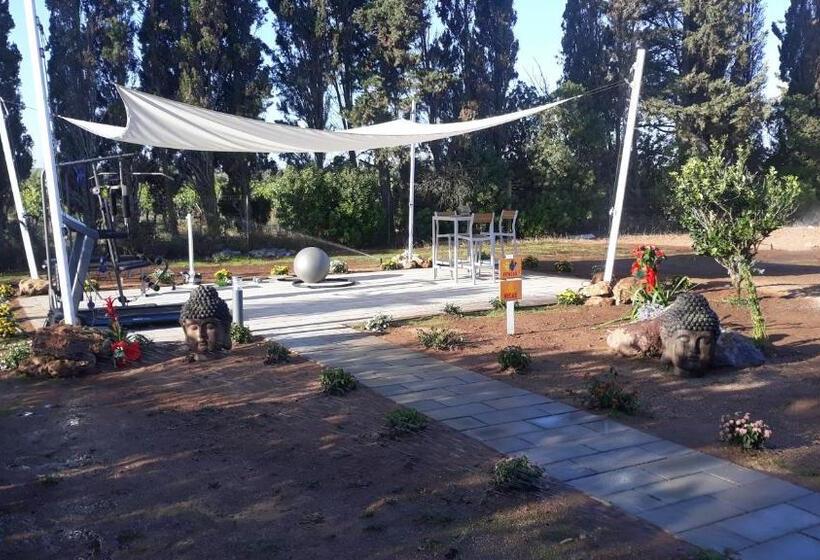 اتاق لوکس سه تخته, Azienda Agricola I Peperoncini