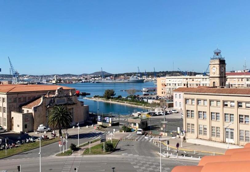 اتاق استاندارد, L'eautel Toulon Centre Port