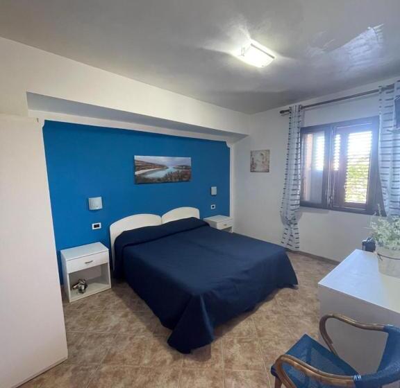 اتاق استاندارد یک نفره, Il Veliero Blu Camere Sul Porto