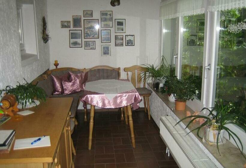 اتاق استاندارد, Pension Elbblick Sabine Zuschke
