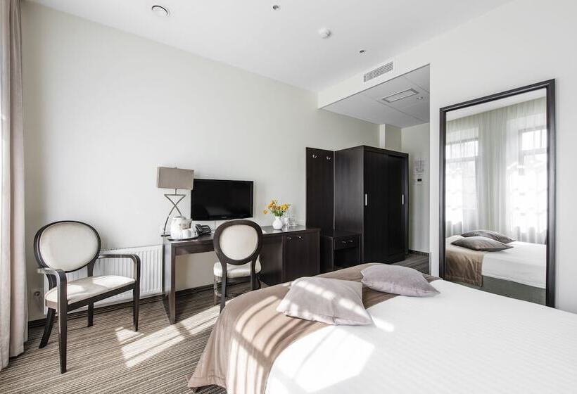 اتاق استاندارد, Amberton Cathedral Square Hotel Vilnius