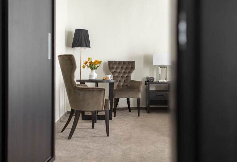 سوییت, Amberton Cathedral Square Hotel Vilnius