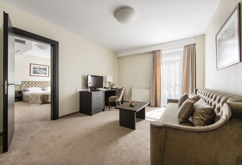سوییت, Amberton Cathedral Square Hotel Vilnius